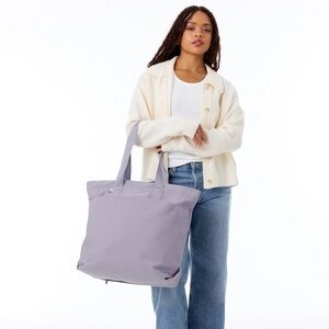 Brand new BEIS The Utility Tote in Lavender